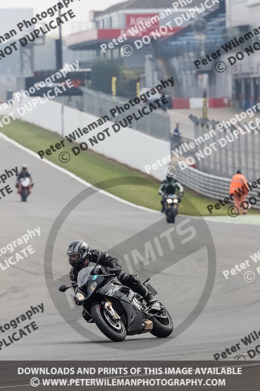 donington no limits trackday;donington park photographs;donington trackday photographs;no limits trackdays;peter wileman photography;trackday digital images;trackday photos